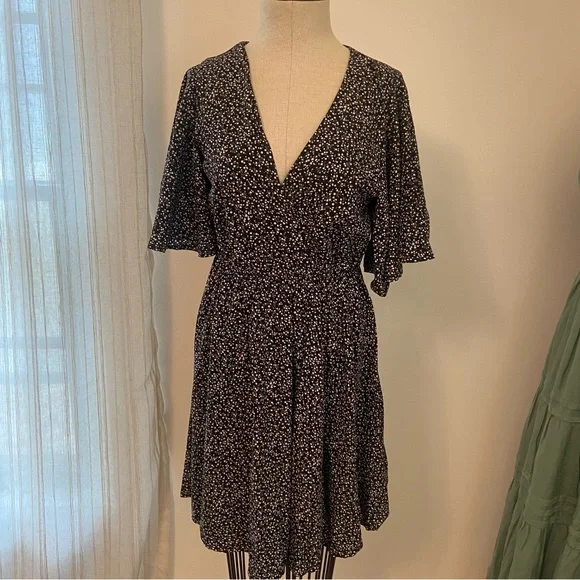 SHEIN | Confetti Print Butterfly Sleeve Dress - Picture 4 of 5